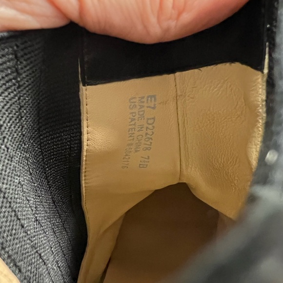 Cole Haan Nike Air Heels Pointed Toe Suede Boots Size 7.5 - Picture 9 of 13